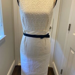 Anne Klein White Lace & Linen Navy Bow Sash Dress Size 4